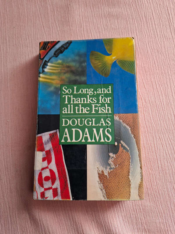 Douglas Adams Theh Hitchhiker's guide to the Galaxy Books 1 to 4