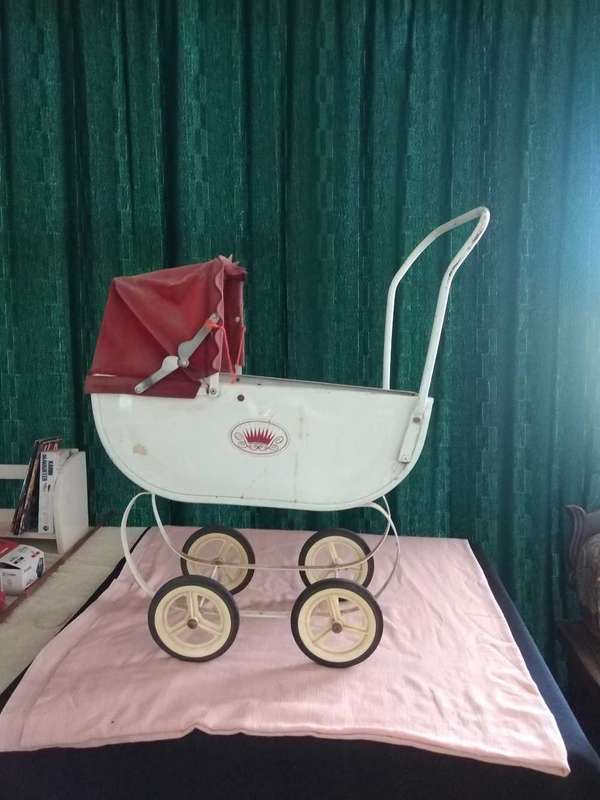 Pram for doll