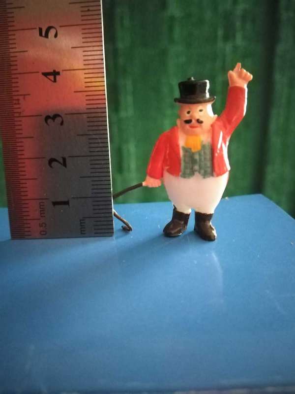 Disneykins Ringmaster in box
