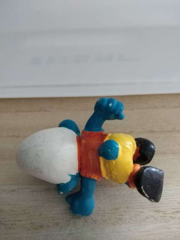 Smurf Soccer player Peyo