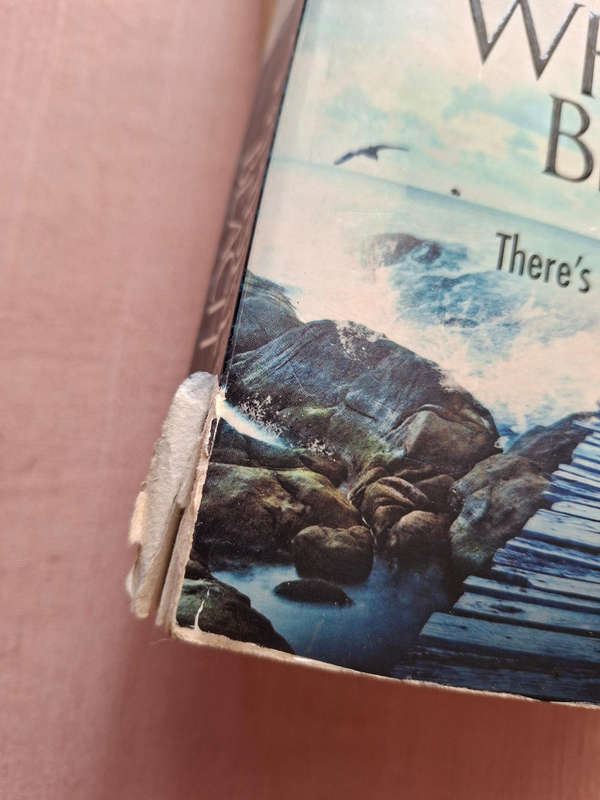 Nora Roberts Whiskey Beach
