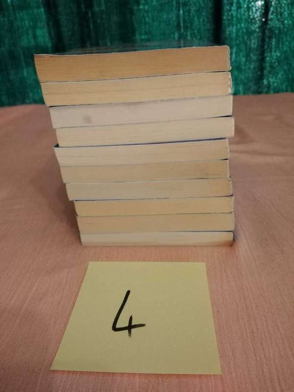 10 Assorted Mills and Boon Modern Stories