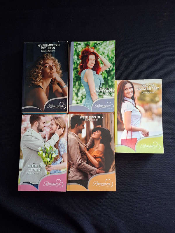 Mills and Boon 15 Afrikaans Books