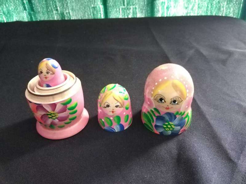 Russian Nesting Dolls 3 layer
