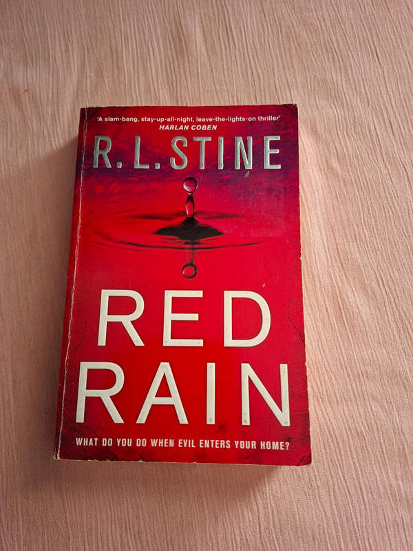 R.L. Stine Red Rain