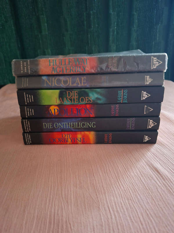 Tim Lahaye Jerry B.Jenkins Hulle wat Agterbly Books 1, 3,4,5,9 & 10