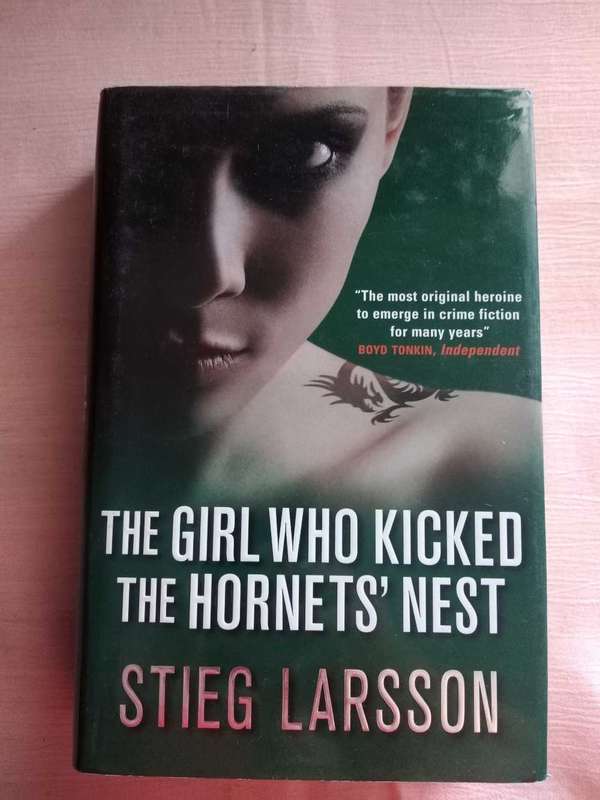 Stieg Larson The Girl who kicked the Hornet's Nest