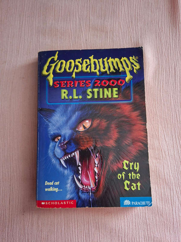 R. L.  Stine  Goosebumps  Series 2000 Cry of the Cat