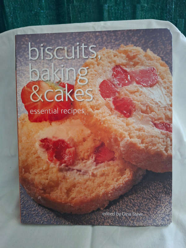 Gina Steer Biscuits, Baking & Cakes