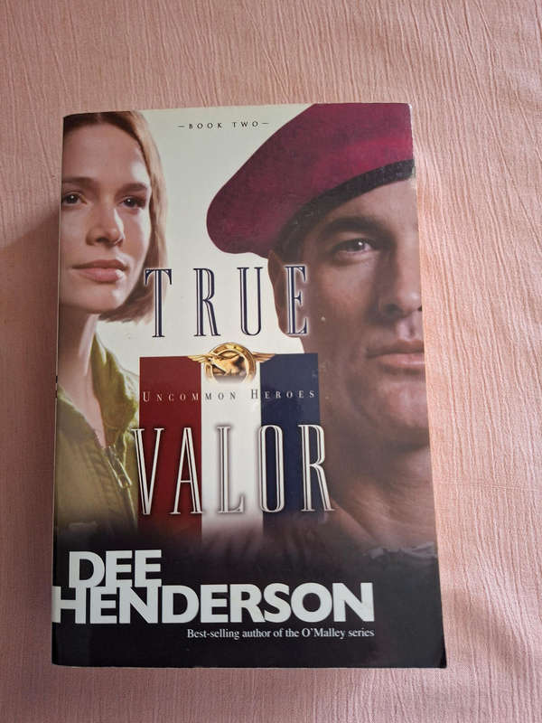 Dee Henderson Uncommon Heros Series