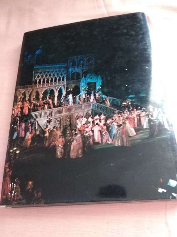 The Glory of Opera Alan Jefferson