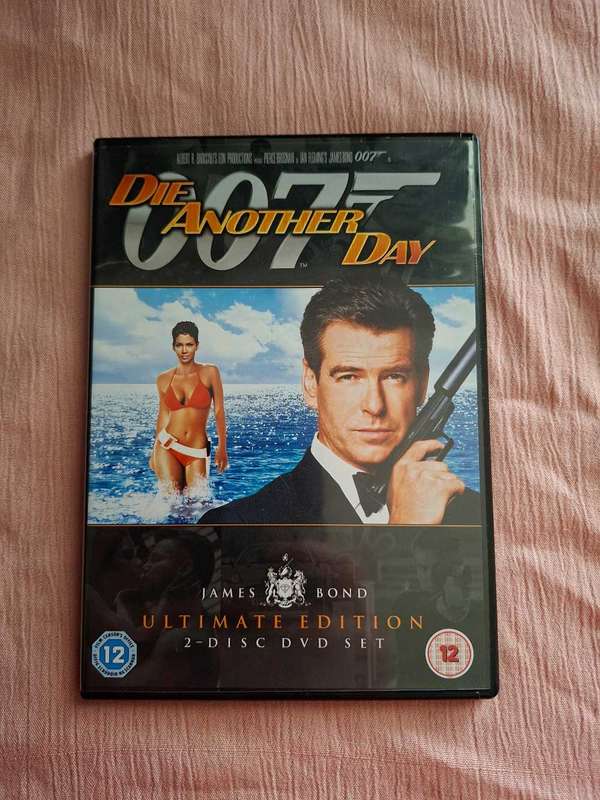 James Bond Ultimate Edition Volume 2