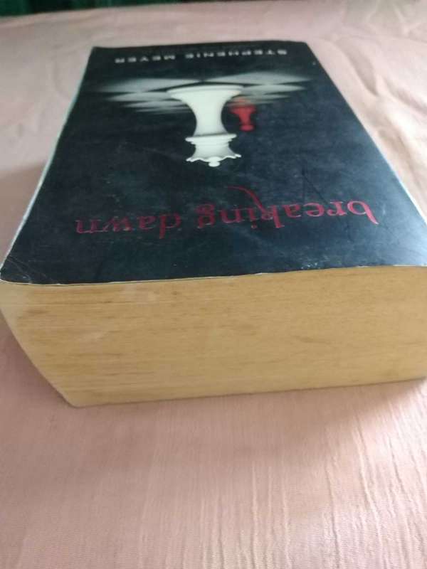 Stephenie Meyer Breaking Dawn