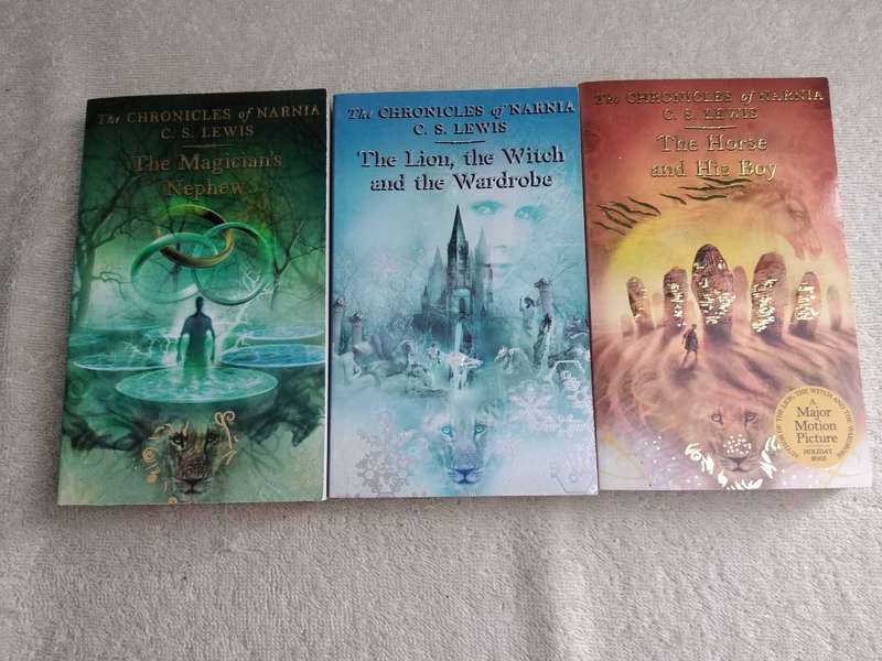 C. S. Lewis The Chronicles of NARNIA