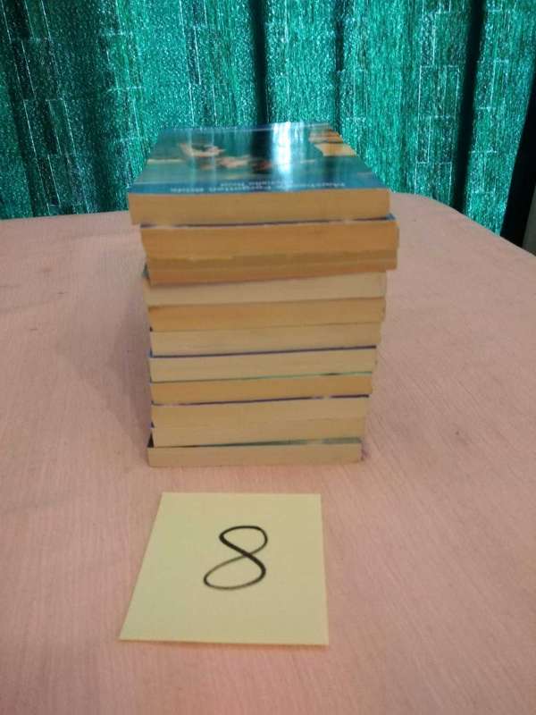 11 Assorted Mills and Boon Modern Romance