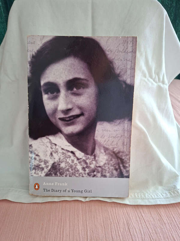 Anne Frank The Diairy of a Young Girl