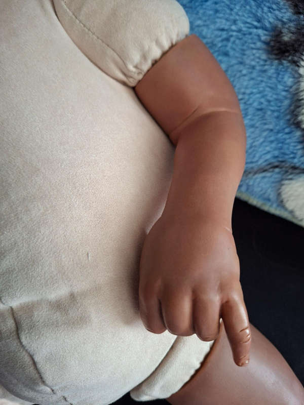 Life-like silicone "Reborn Baby " Doll