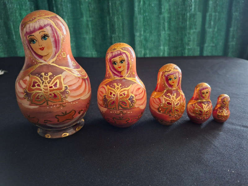 Russian  Nesting Doll 5 Layer