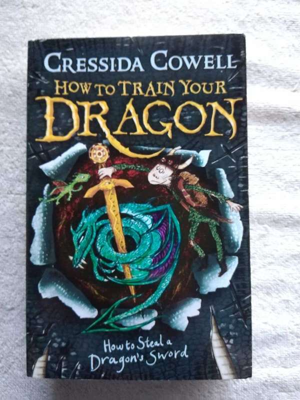 Cressida Cowell How to Train your dragon How to steal a dragons sword