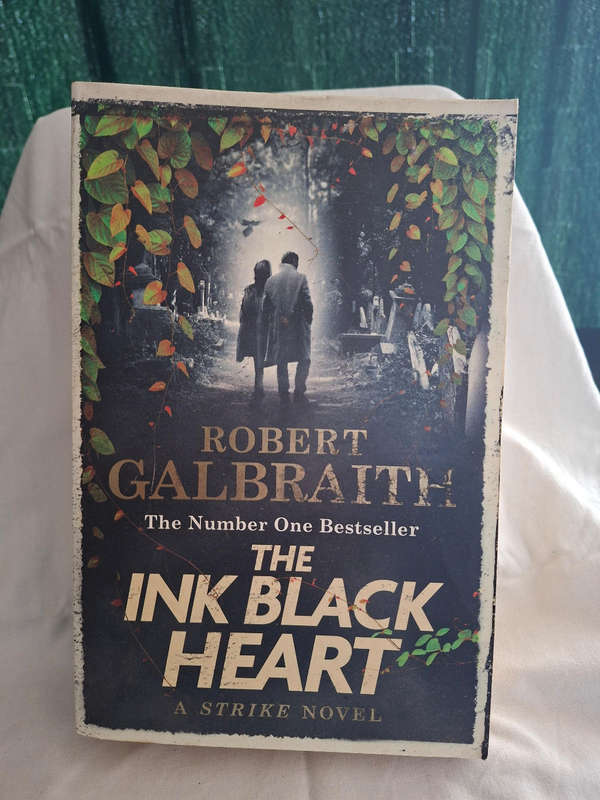 Robert Galbraith The Ink Black Heart