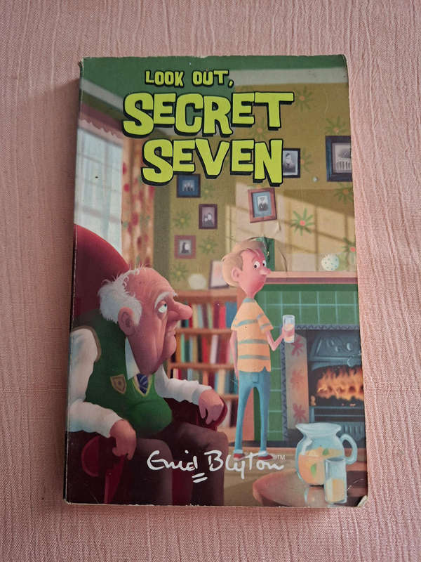 Enid Blyton The Secret Seven Look Out