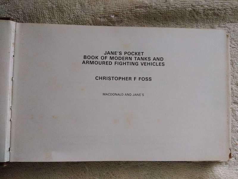 Christopher F. Foss Jane's Pocket Book 4 Modern Tanks and Armoured Fighting vehicles