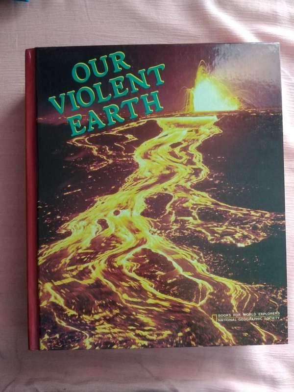 7 Assorted National Geographic Society Books