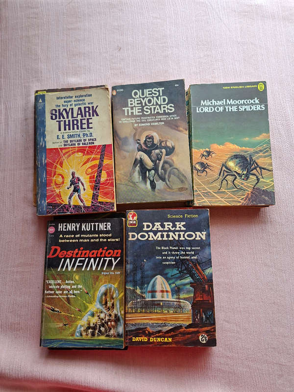 10 Assorted Sci-fi Books