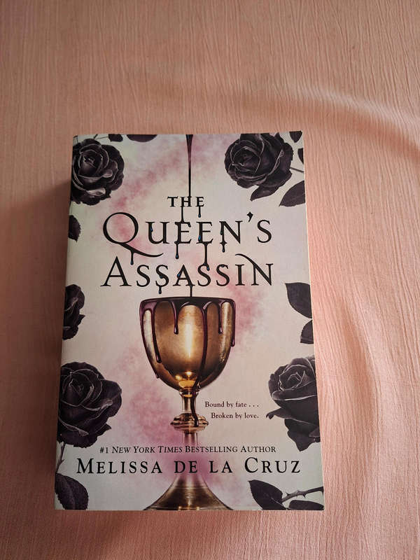 Melissa De La Cruz The Queen's Assassin & The Queen's Secret