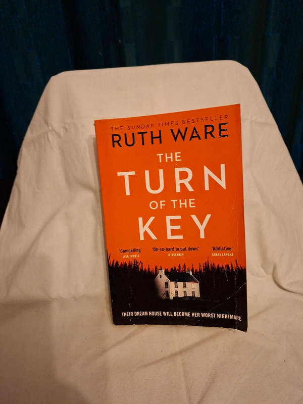 Ruth Ware The Turn of the Key