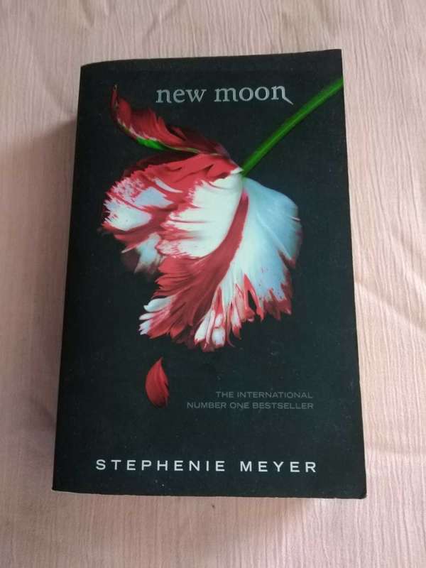 Stephenie Meyer New Moon