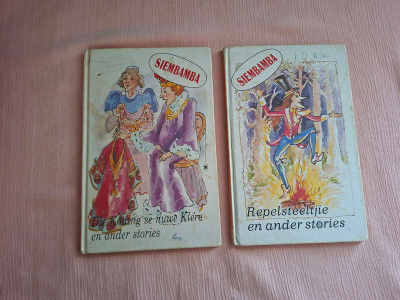 Siembamba 8 Assorted story books