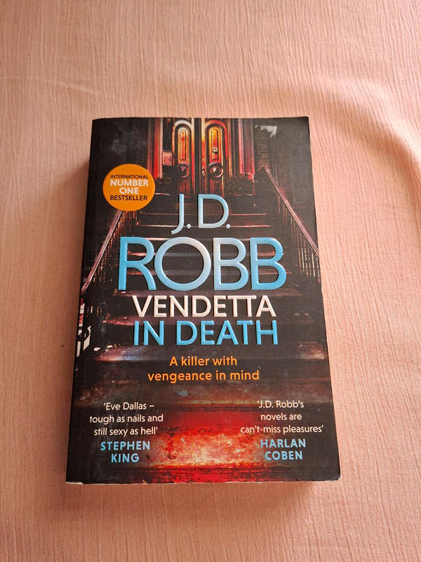 J.D Robb Vendetta in Death