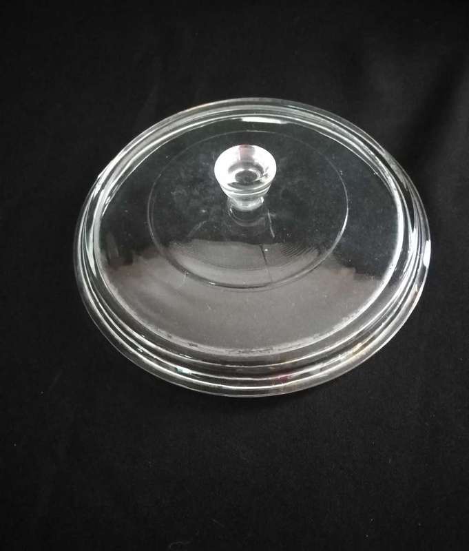 Corning Ware 2 Pans and 1 Lid