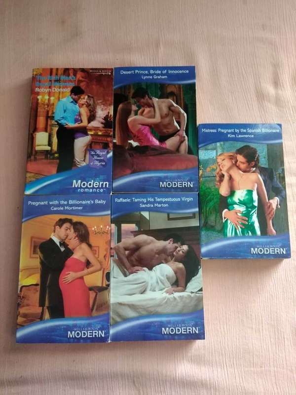 10 Assorted Mills and Boon Modern Romance