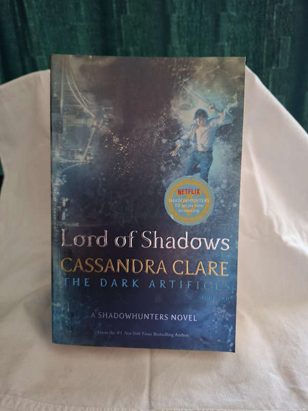 Cassandra Clare Lord of Shadows The Dark Artifices Book two