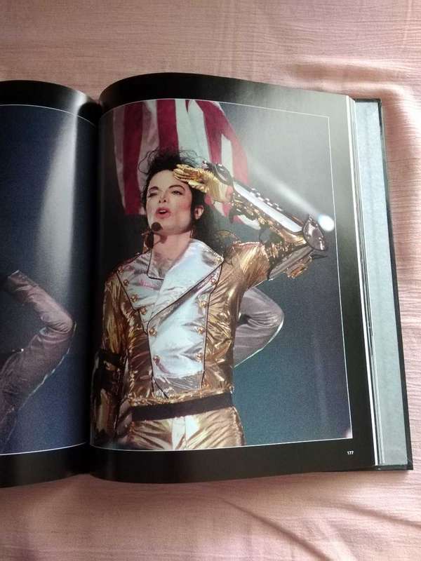 Michael Jackson Unseen Archives The King of Pop 1958-2009
