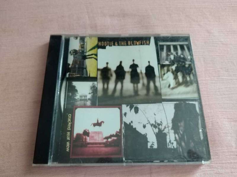 Hootie & the Blowfish Cracked rear view