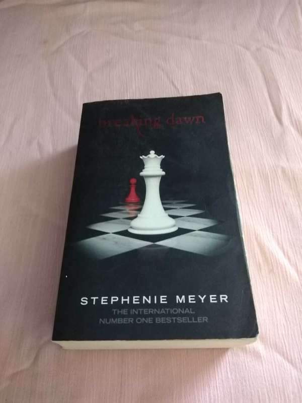 Stephenie Meyer Breaking Dawn