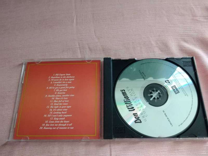 Don Williams Gold Greatest Hits collection