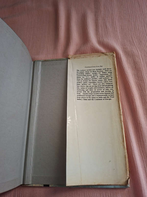 Mrs Beeton's Cookery and Household Management