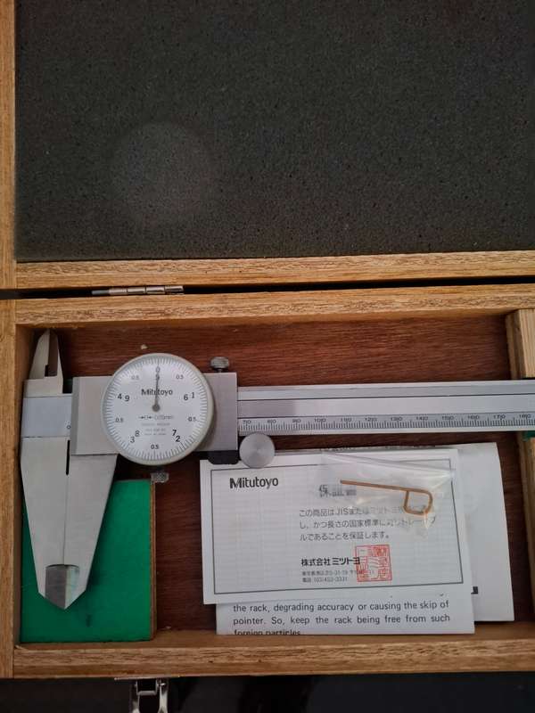 Vernier Dial Caliper 300 mm - 0.05 mm Mitutoyo Code 505-635-50