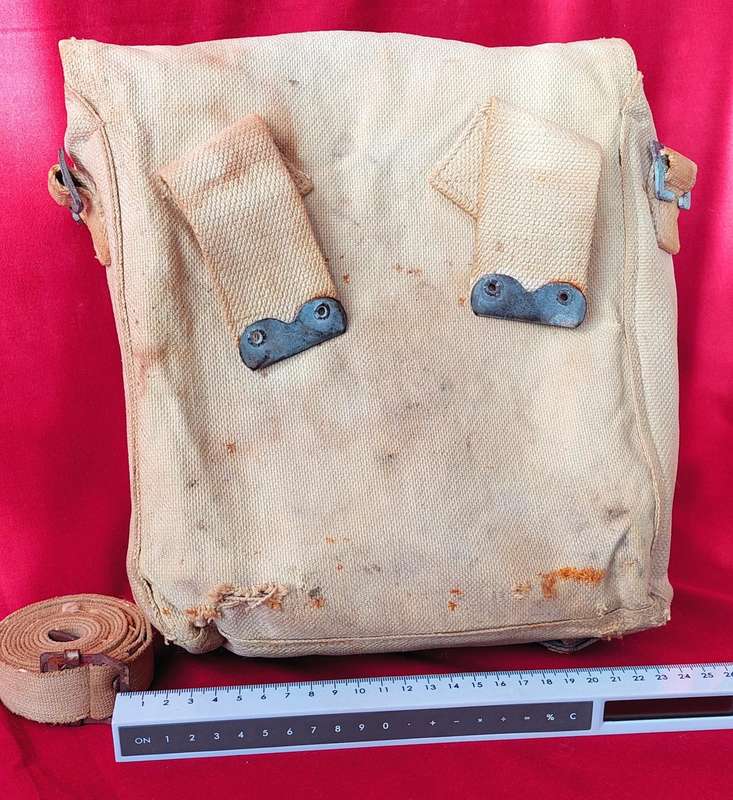 World War 2 -British Army 1937 Pattern Khaki Webbing small pack 1942