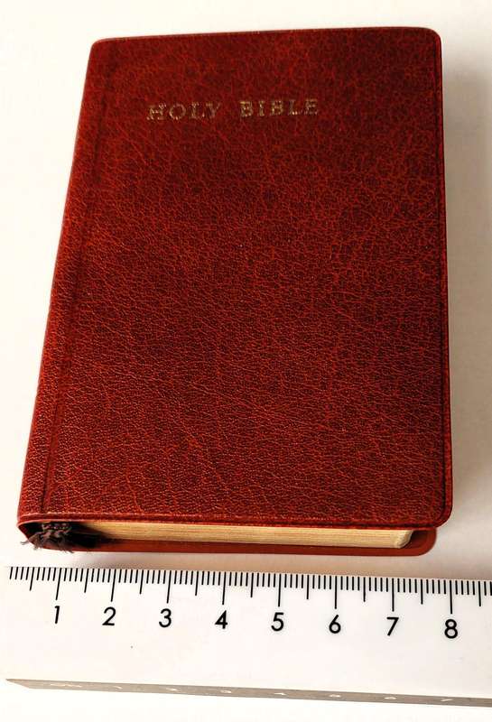 World Bible - KJV - Pocket Text (Smallest complete Bible available)