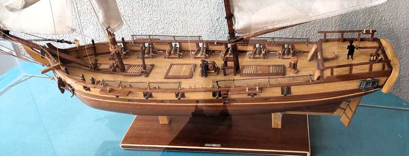 USS "Enterprise" schooner (1799) - Tall ship model housed in a glass case