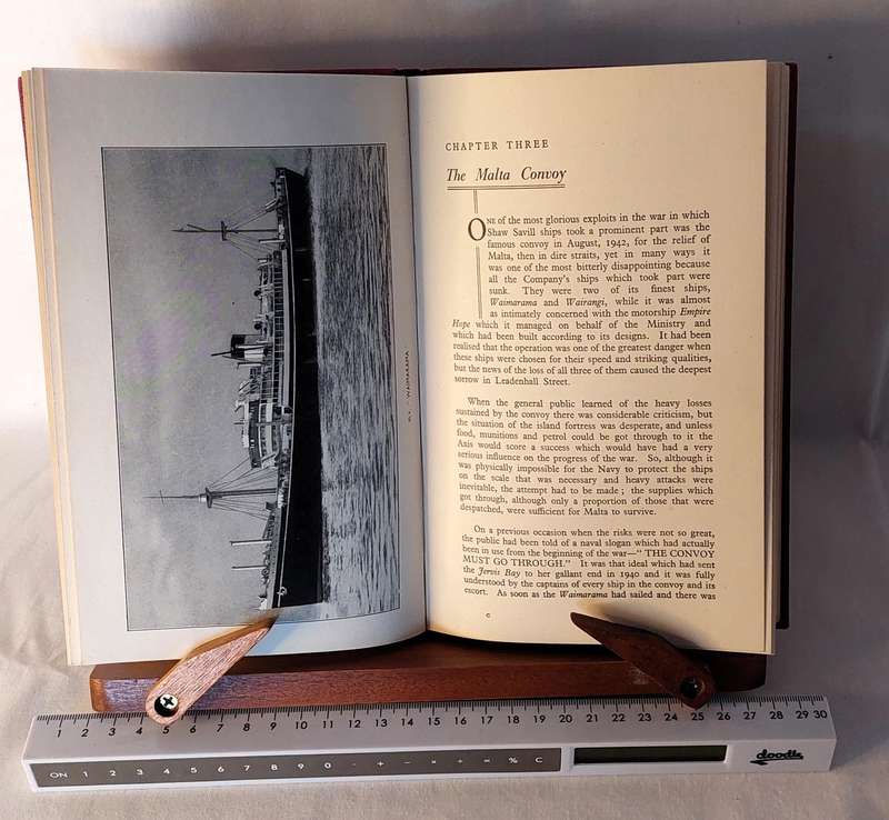 The Flag of the Southern Cross - 1939 -1945 (Book2 of 2) - Frank C Bowen