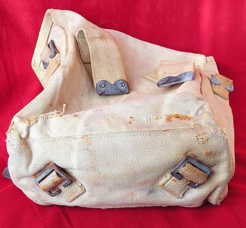 World War 2 -British Army 1937 Pattern Khaki Webbing small pack 1942