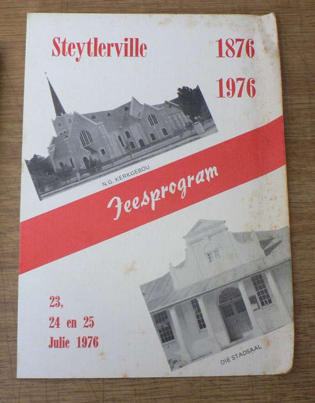 Steytlerville en sy mense 1876-1976 deur L.J. Schoonees(Karoo kontreigeskiedenis)