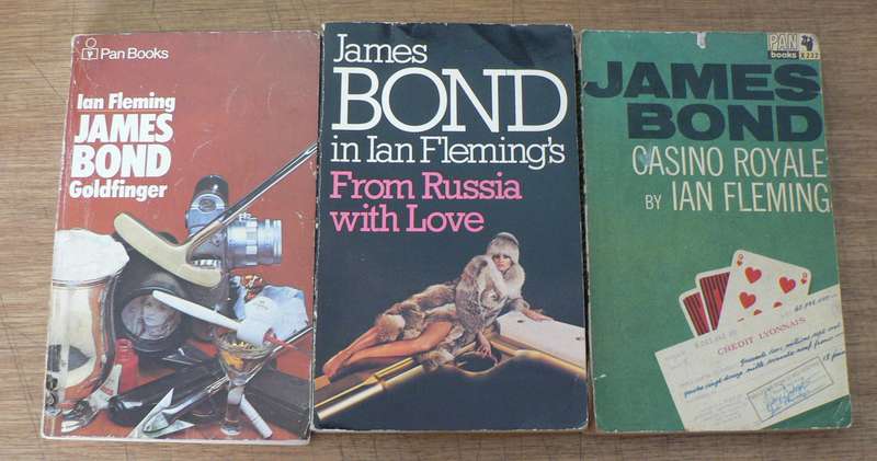 3 x James Bond paperbacks(lot 7)