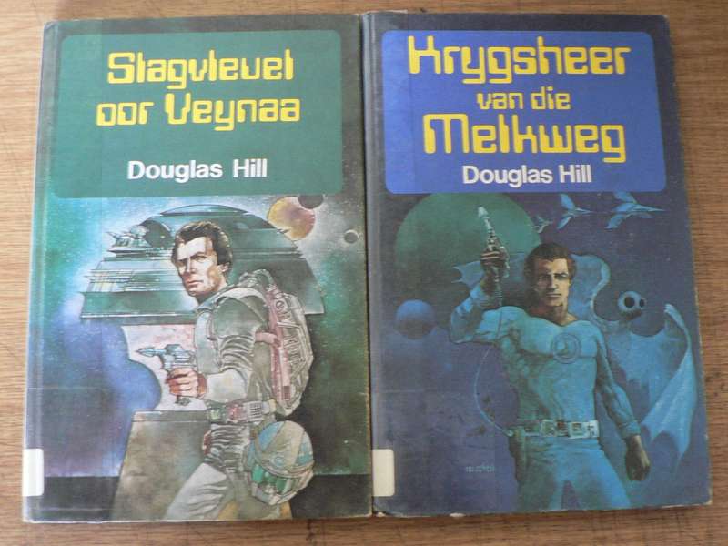 2 x Wetenskapfiksie boeke deur Douglas Hill(Afrikaanse wetenskapfiksie/fantasie)